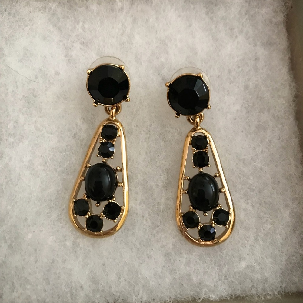 Black jet & gold earrings
